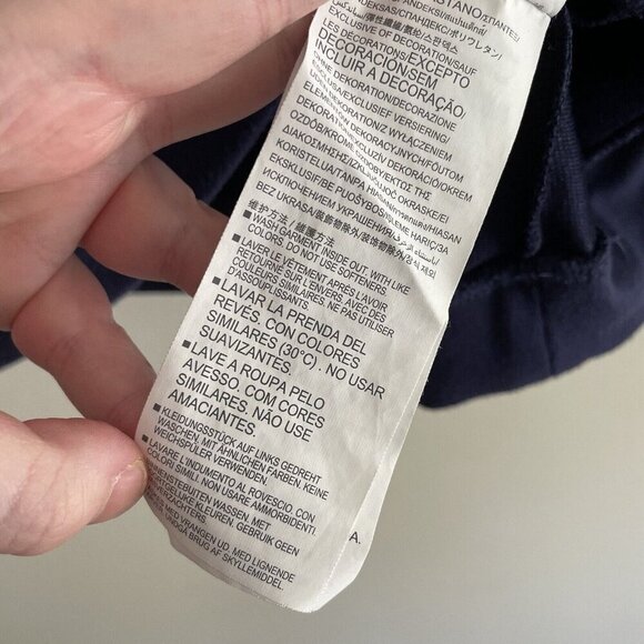 Under Armour Notre Dame Hockey Women SZ XS Navy Blue Hooded L/S Pocketed T-Shirt - Picture 7 of 10